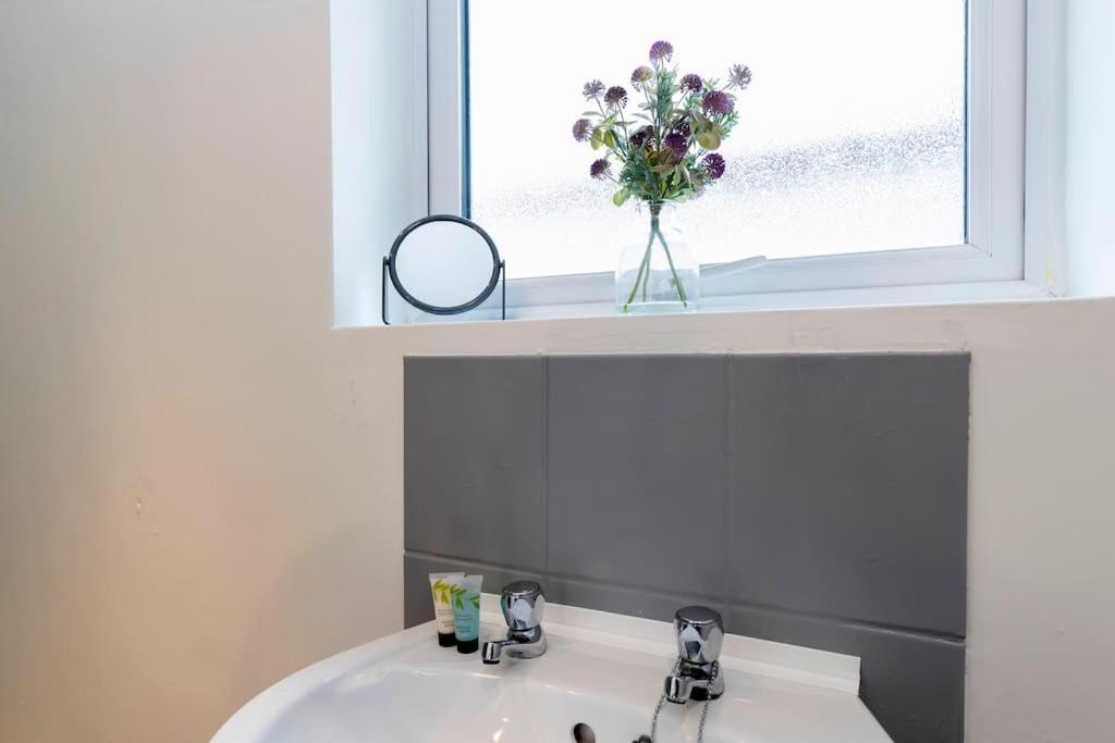 Town Centre & All The Comforts! Guisborough Esterno foto