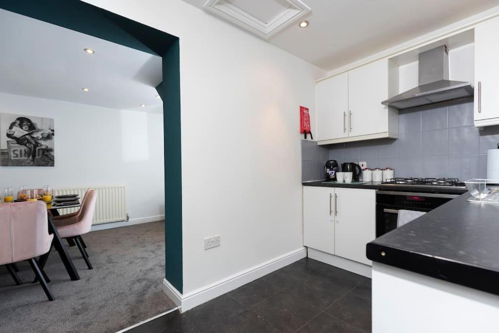 Town Centre & All The Comforts! Guisborough Esterno foto
